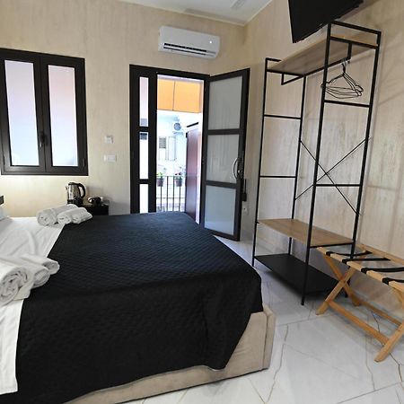 Le Camere Luxury Rooms Siracusa Сиракуза Екстериор снимка